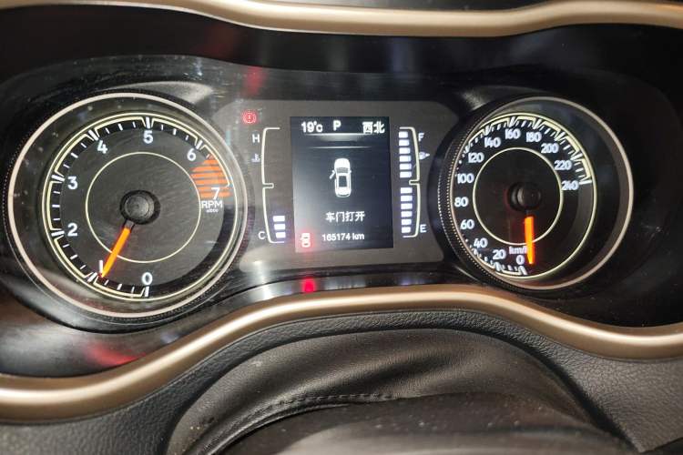 Used Jeep Cherokee 2017 2.4L Leading Edition