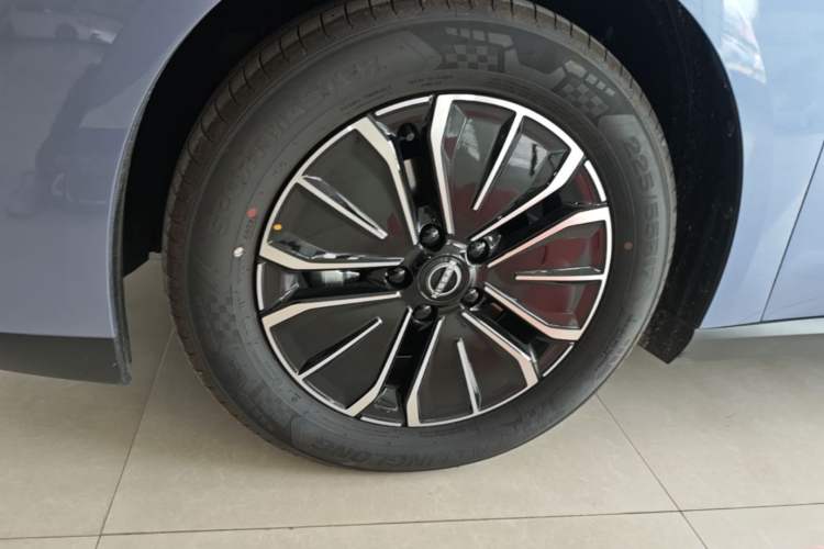 Used Nissan N6 2026 Model 180 Max