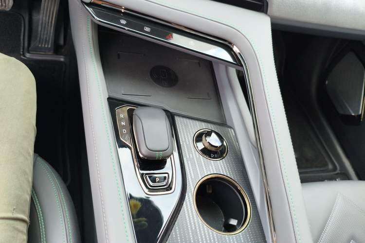 Used Zeekr 001 2022 Ultra-Long Range Single-Motor WE Version Gear Lever