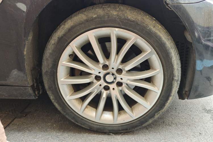 Used BMW 5 Series 2014 525Li Luxury Design Package