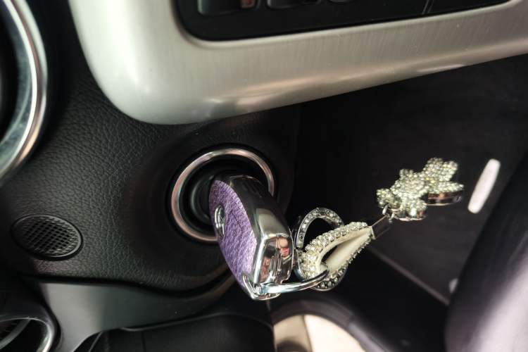 Used Mercedes-Benz SLK-Class 2011 SLK 200 Fashion Model Vehicle Key