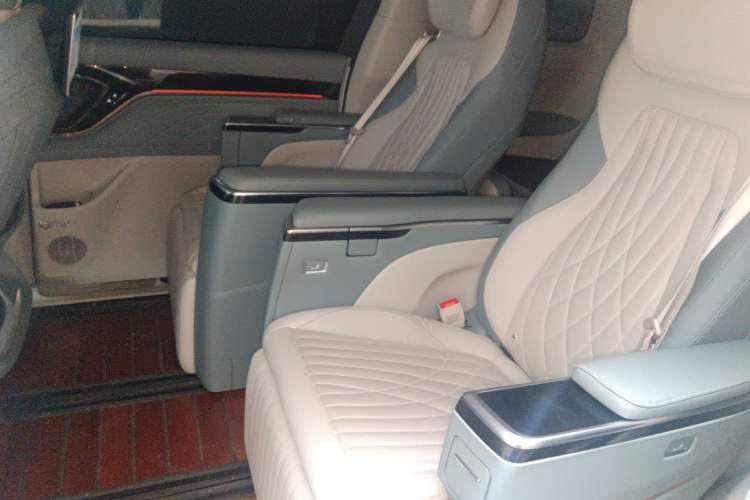 Used SAIC MAXUS G90 2022 2.0T Interstellar Seven-Seater