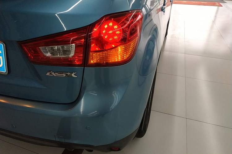 Used Mitsubishi ASX 2013 2.0L CVT Two-Wheel Drive Luxury Edition