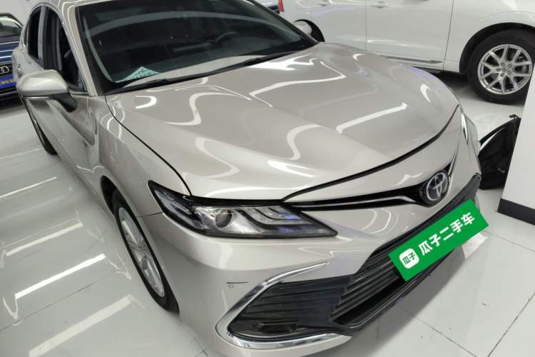 Used Toyota Camry 2021 2.0G Luxury Edition
