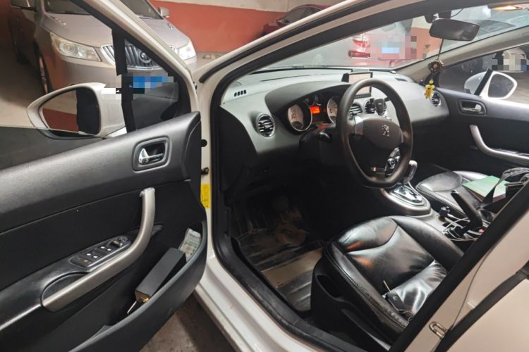 Used Peugeot 408 2013 2.0L Automatic Comfort Edition Driver Seat