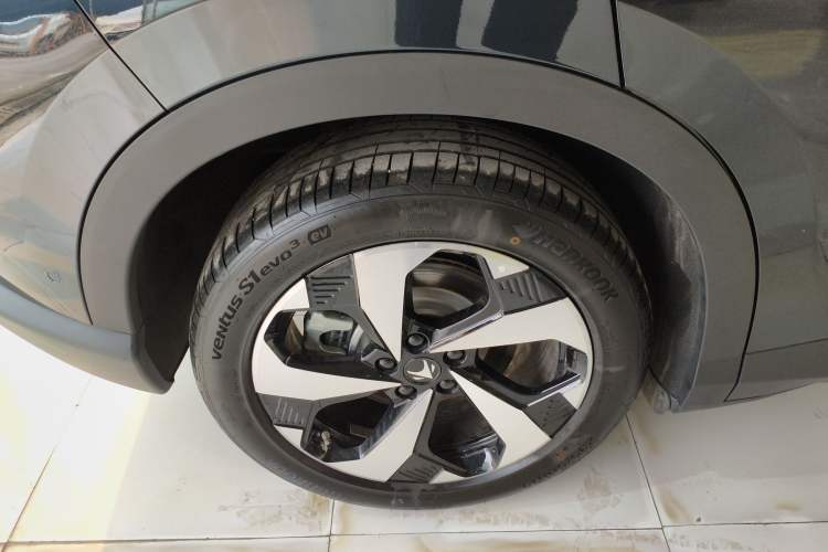 Used ARCFOX Alpha T5 2025 520 MAX
