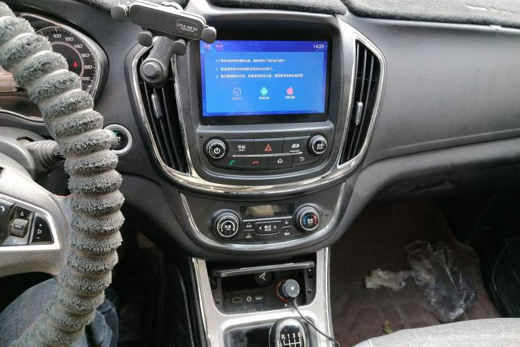 Used Baojun 560 2016 1.5T Manual Luxury Model