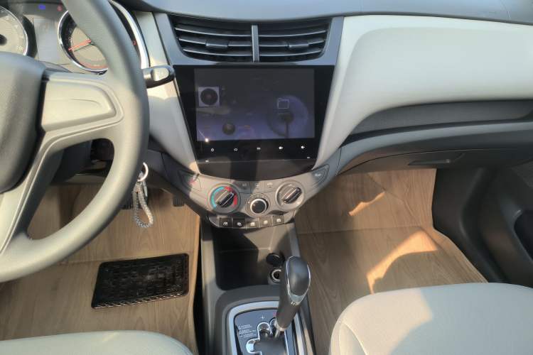 Used Chevrolet Sail 2015 Sail 3 1.3L AMT Ideal Edition