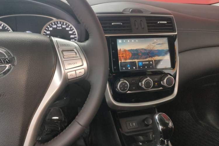 Used Nissan Tiida 2021 1.6L CVT Smart Drive Edition Center Console