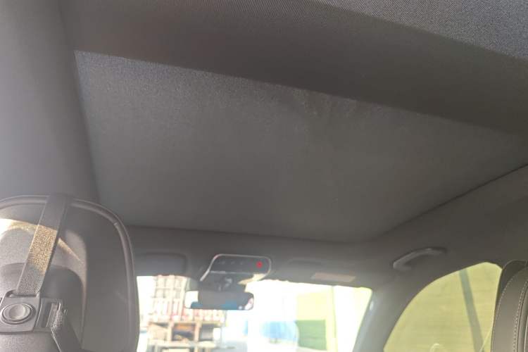 Used Mercedes-Benz GLC 2025 GLC 260 L 4MATIC Luxury Model
