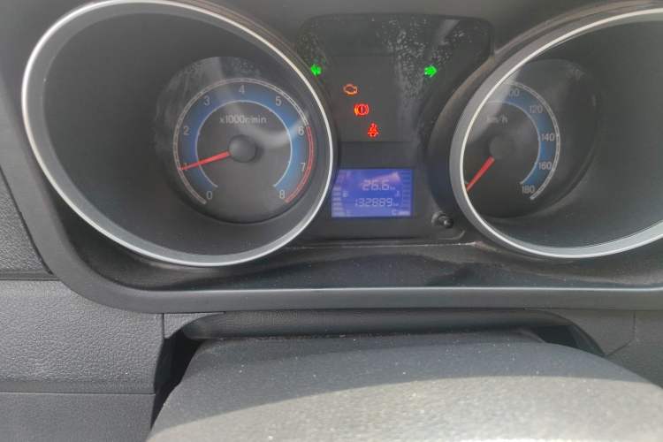 Used CHANGAN KAICHENG Ruixing M90 2018 2.0L Comfort Trim CNG Flat-Top Hatchback with 6 Seats – 4G94S