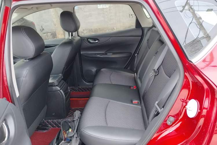 Used Nissan Tiida 2019 1.6L CVT Smart Drive Version China VI Standard Left Rear Seat