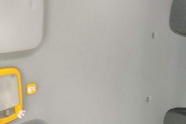 Used Chery QQ Ice Cream 2022 170km Sundae Phosphate Lithium-Ion Headliner