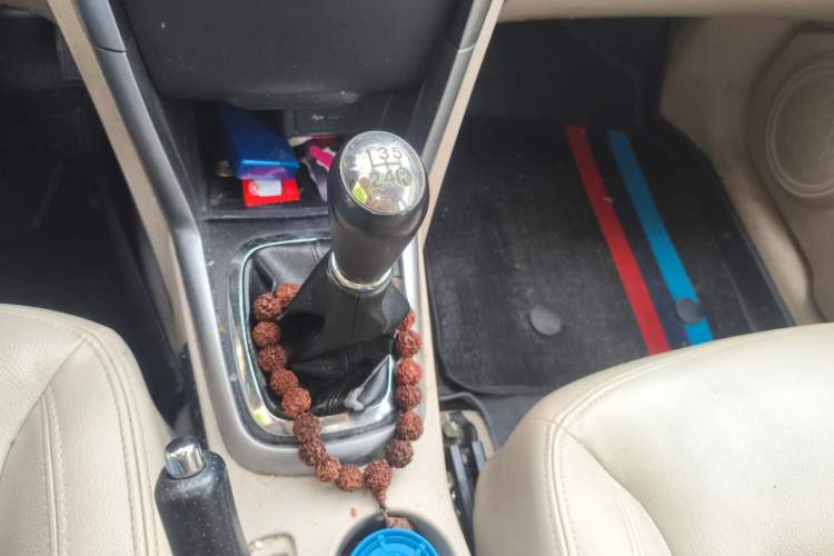 Used Chery Tiggo 3 2014 1.6L Manual Luxury Edition Gear Lever