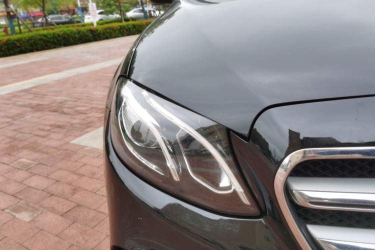 Used Mercedes-Benz E-Class 2019 E 260 L Sport Edition Right Front Headlight