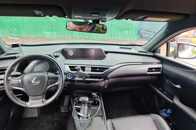 Used Lexus UX 2020 260h Explore-Cool Edition