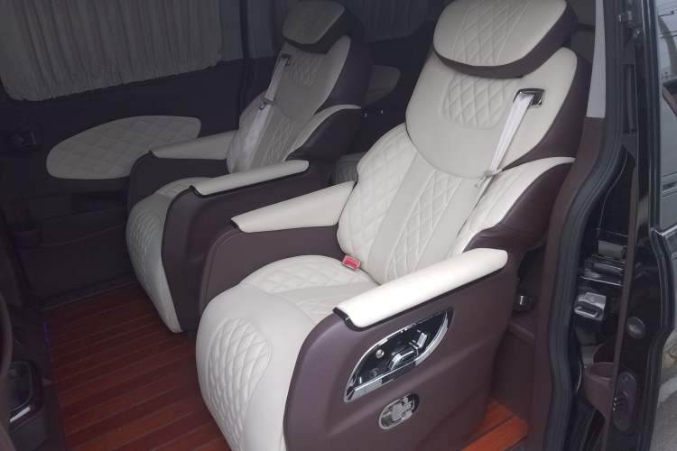 Used Ford Tourneo Custom 2020 2.0T Automatic Elite Edition China VI Standard
