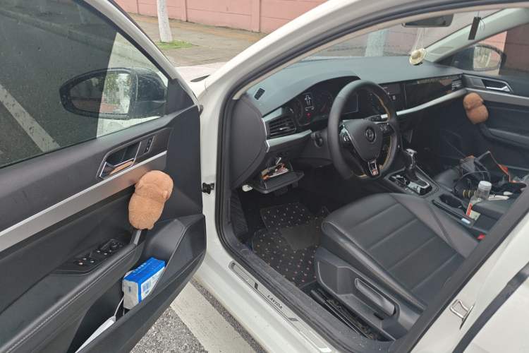 Used Volkswagen Lavida 2019 1.5L Automatic Comfort Edition China VI Standard Driver Seat