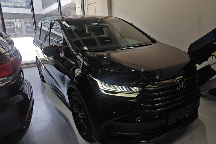 Used Honda Odyssey 2024 2.0L eHEV Sharp·Luxury Edition
