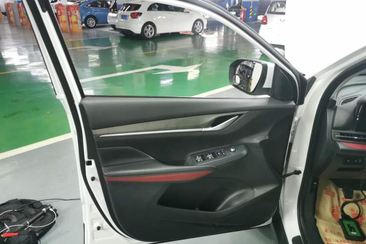 Used Changan CS55PLUS 2020 1.5T Manual Colorful Model
