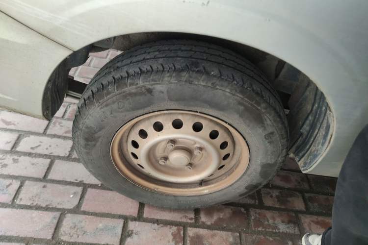 Used Wuling Hongguang V 2019 1.5L Jingqu Version China VI LAR