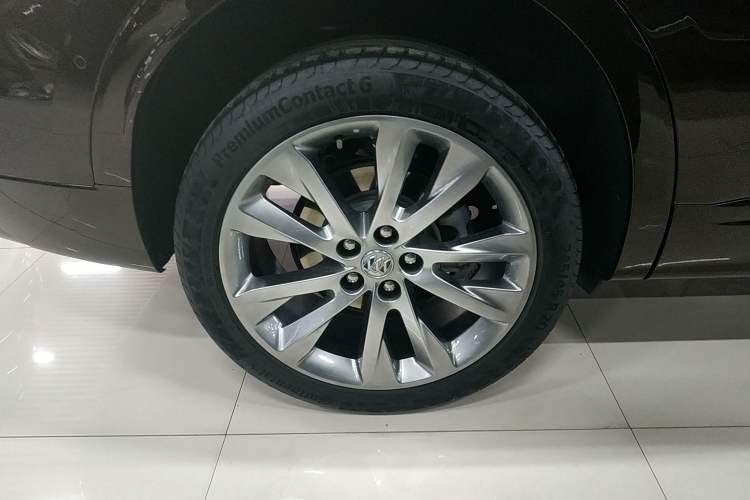 Used Buick Envision 2022 Encore Plus Avenir Aivia 7-Seater Edition