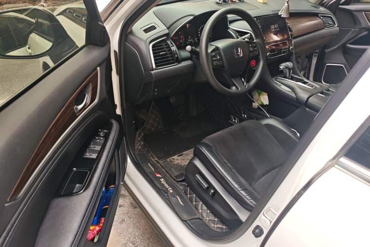 Used Honda Avancier 2019 240TURBO Two-Wheel Drive Elite Edition Driver Seat