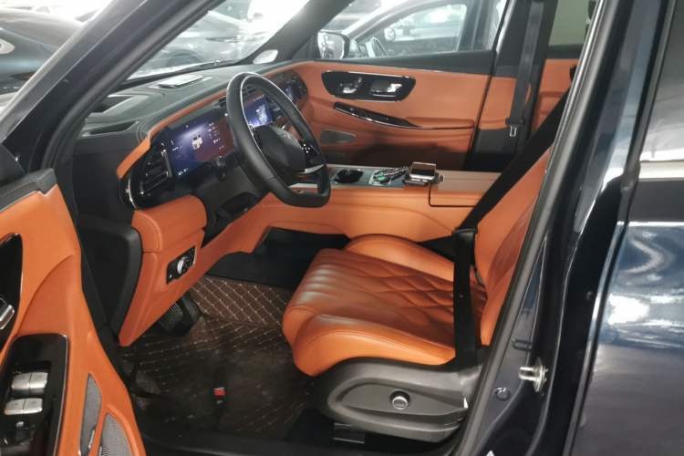 Used EXEED Lanyue C-DM 2025 180 Ultra-Long Range Ultra All-Wheel Drive 6-Seater
