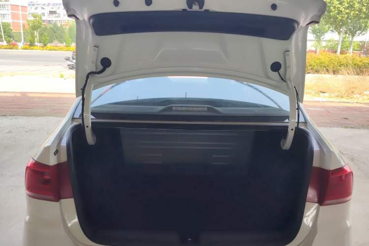 Used Volkswagen Santana 2021 1.5L Automatic Fashion Edition