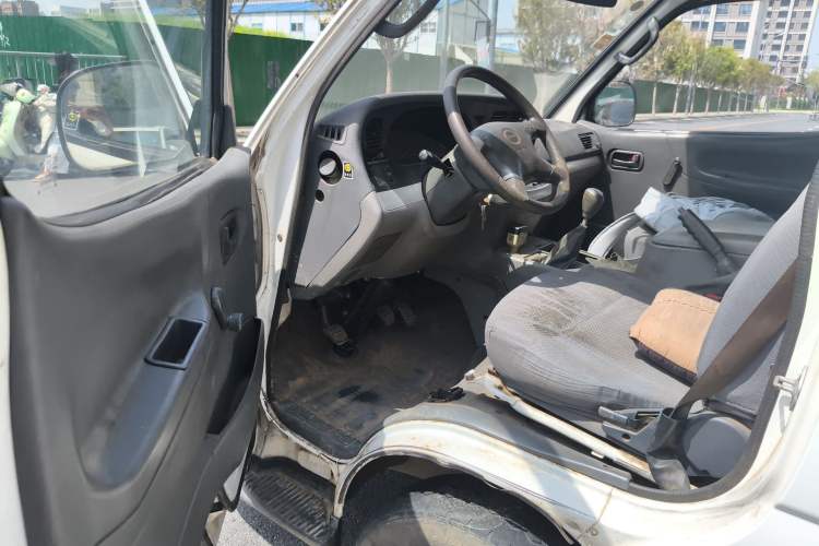 Used Jinbei Hiace 2018 2.0L Fifth-Generation Kuaiyun Luxury Standard Top 6-Seater V19S
