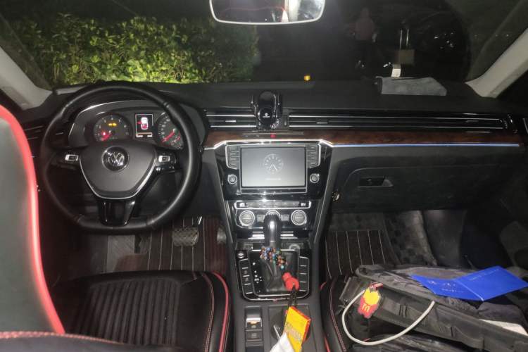 Used Volkswagen Magotan 2017 380TSI DSG Prestige Edition
