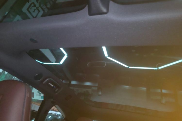 Used Avatr 11 2025 Ultra Extended-Range Edition Headliner