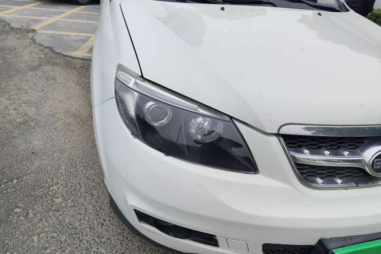 Used BYD S6 2014 2.0L Manual Luxury 5-Seater