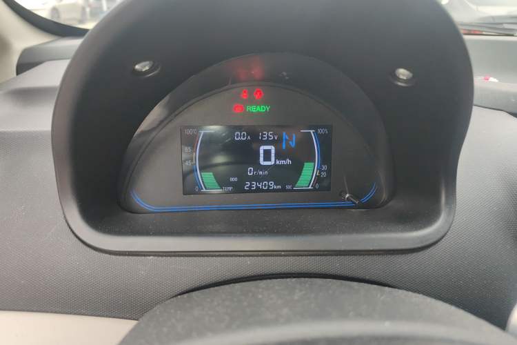 Used JMEV E200L 2018 E200L Standard Model (250 km)
