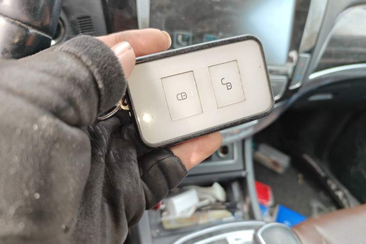 Used BYD Tang New Energy 2015 2.0T Four-Wheel-Drive Flagship Model