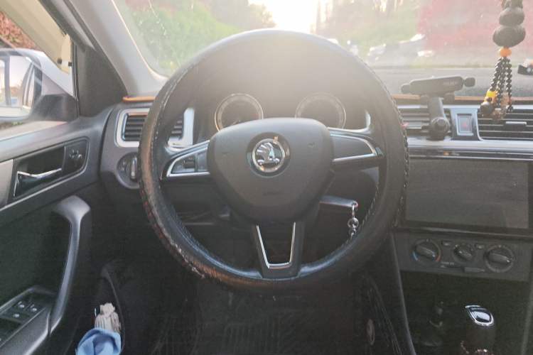 Used Skoda Rapid 2019 1.5L Automatic Comfort Edition China V Standard