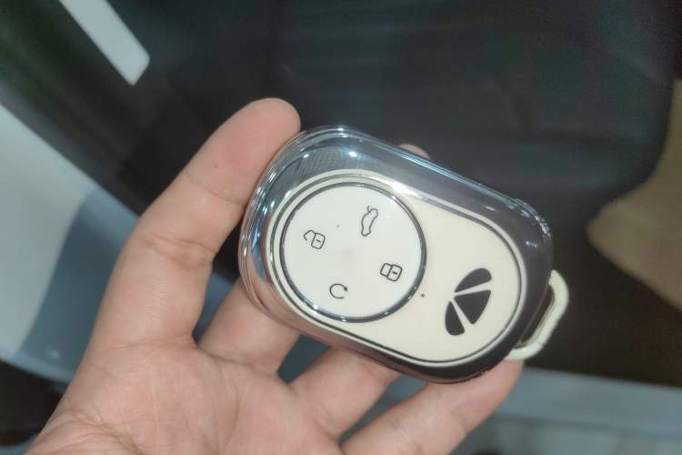 Used Chery Fengyun T9 2024 120 Long-Range Comfort Version 5-Seater with Ternary Lithium Battery Vehicle Key