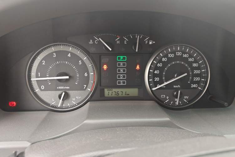 Used Toyota Land Cruiser  Instrument Cluster
