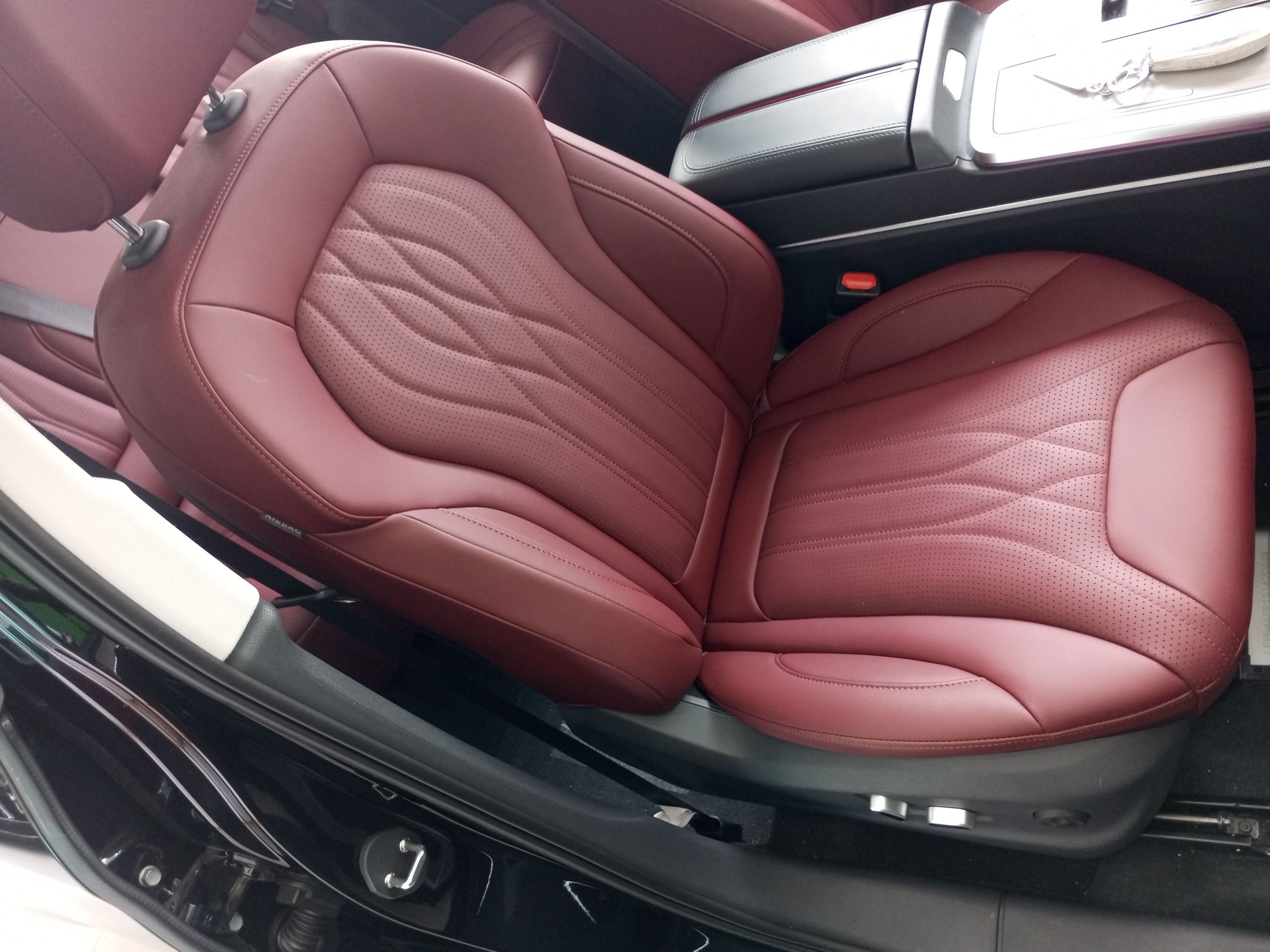 Hongqi HS5 2025 2.0T Two-Wheel Drive Flagship Pro Edition - Chinese Trim Xiang — снимка 19