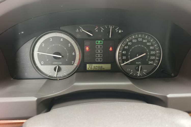 Used Toyota Land Cruiser 2016 4.0L GX 8-Seater U.S. Specification
