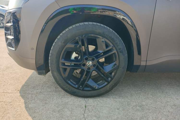 Used Volkswagen Teramont 2025 Tiguan Pro 450TSI Four-Wheel Drive Summit Edition
