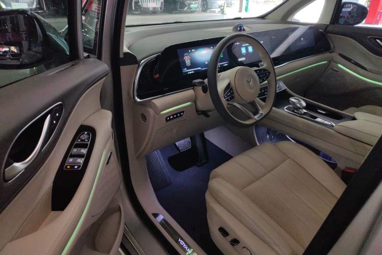 Used VOYAH Dream 2022 0-Carbon Edition Home+ Range Package 605 km