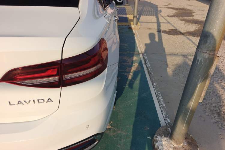 Used Volkswagen Lavida 2024 1.5L Automatic Starry Sky 5 Million Edition