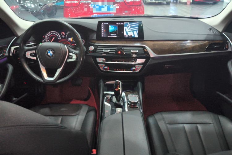 Used BMW 5 Series 2018 525Li Luxury Package