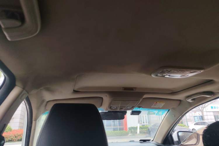 Used Geely Auto Emgrand 2016 Sedan 1.5L Manual Upward Edition