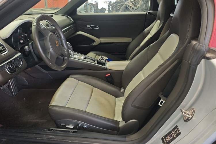 Used Porsche Boxster 2013 Boxster 2.7L
