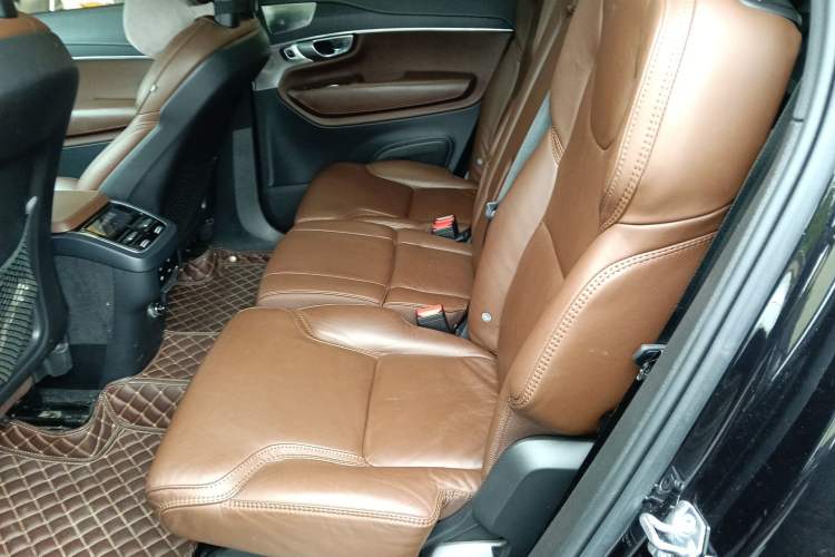 Used Volvo XC90 2019 T6 Zhiya Edition 7-Seater China VI Standard
