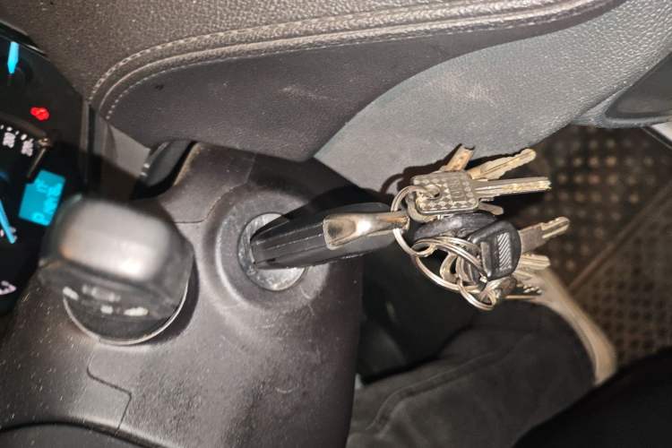 Used Ford Escort 2015 1.5L Automatic Fashion Model Vehicle Key