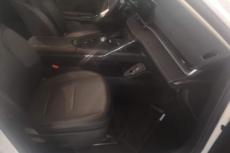 Used Haval H6 2024 1.5T Two-Wheel-Drive Classic Edition