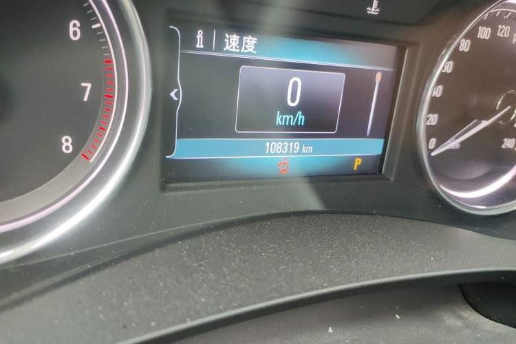 Used Buick LaCrosse 2016 20T Elite Edition Odometer Close Up